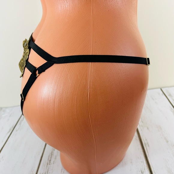 Victoria’s Secret Very Sexy String Bikini Panties Medium - Picture 3 of 5